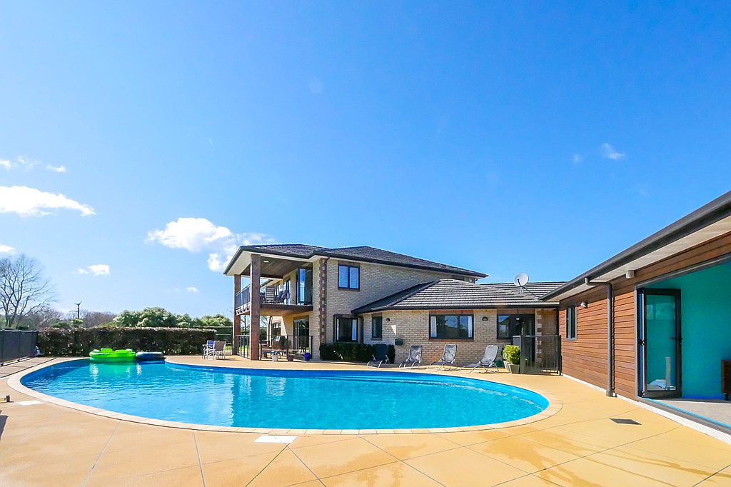 38 Whiteways Drive, Dairy Flat